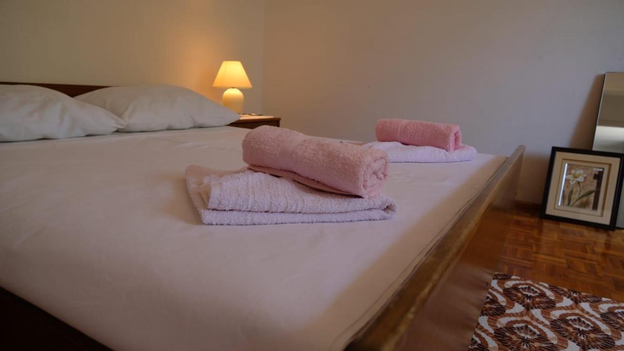 Porat Apartment Стариград-Пакленица Екстериор снимка